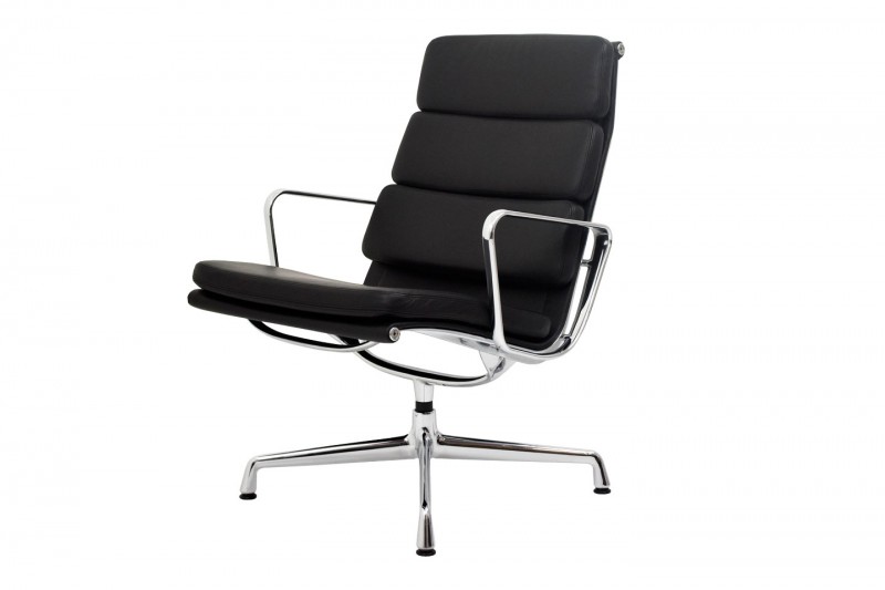 Vitra Soft Pad Chair EA 215 Leunstoel Leder / Zwart