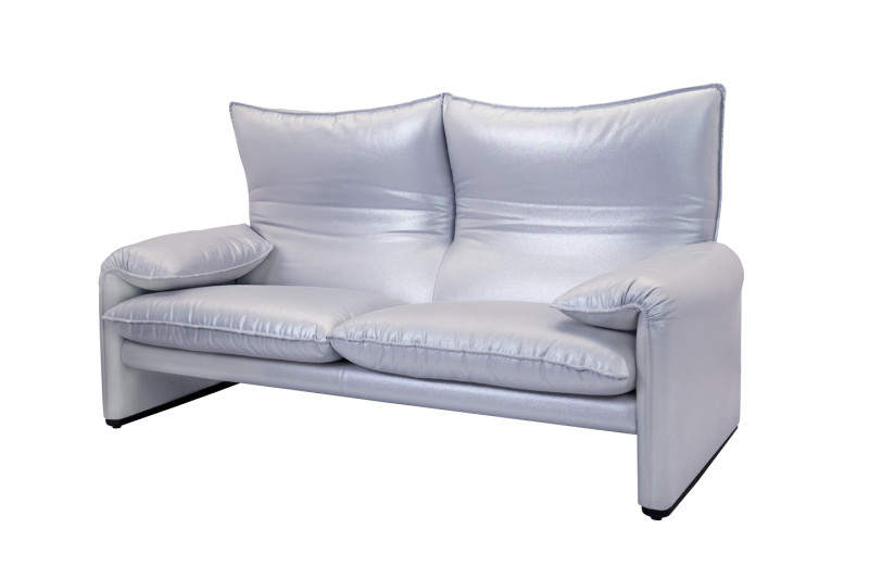 Cassina Maralunga 2-er Sofa Stoff / Silber / Grau